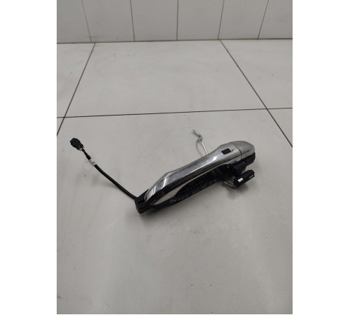 Ручка двери передняя правая (наружная)