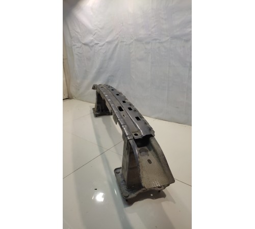 Усилитель заднего бампера