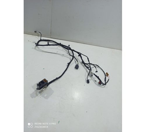 Электропроводка крышки багажника