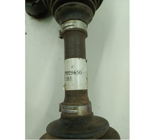 Привод (полуось) передний левый