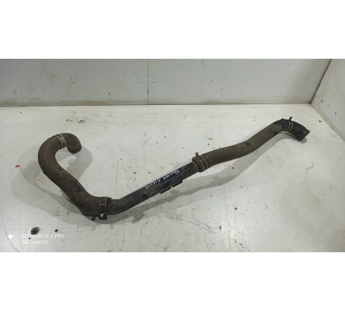 Патрубок системы охлаждения