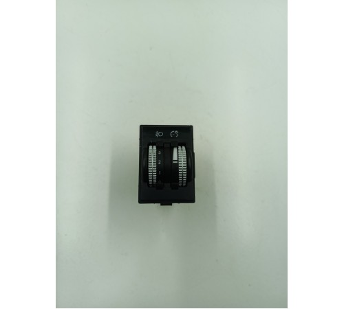 Кнопка корректора фар и подсветки салона