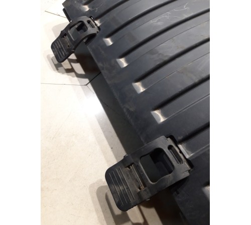 Крыло задней левой оси верхнее