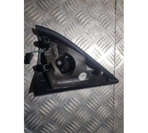 Накладка в салоне перед. лев.