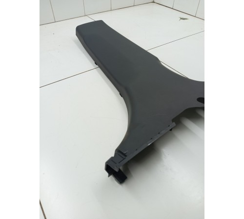 Обшивка центральной стойки правая нижняя