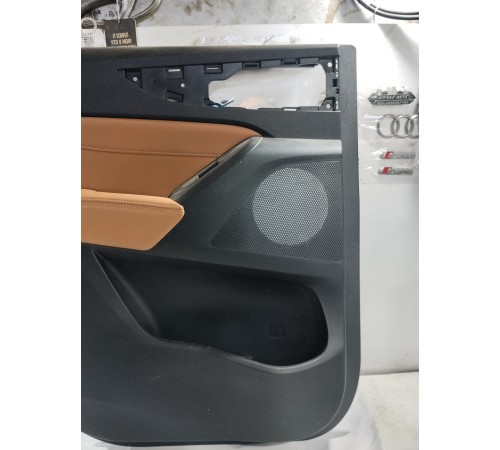 Обшивка двери задняя левая