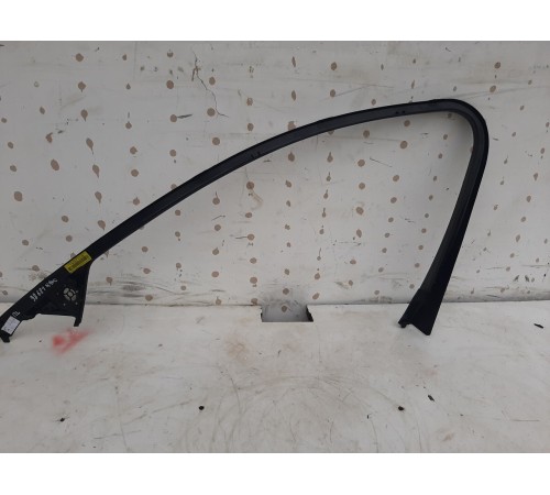 Накладка двери (передняя левая)