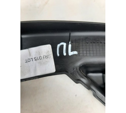 Накладка двери (передняя левая)