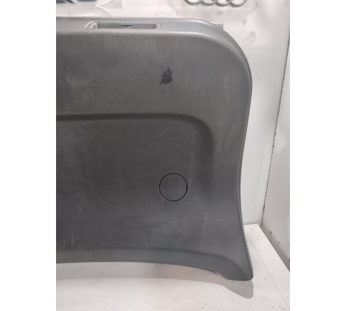 Накладка крышки багажника