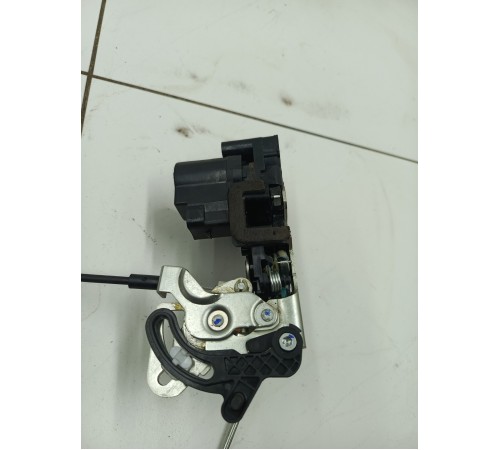 Замок двери задний правый