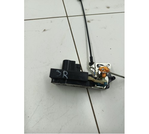 Замок двери задний правый