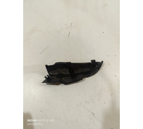 Правая нижняя крышка нижней облицовки