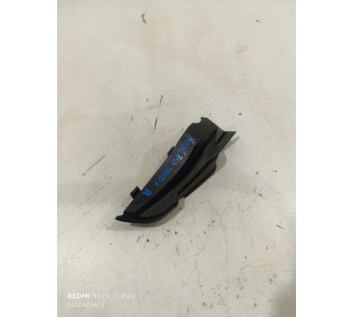 Правая нижняя крышка нижней облицовки