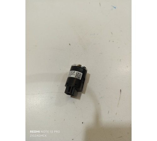 Кнопка запуска двигателя