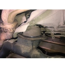 Подушка двигателя перед. прав.