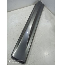 Молдинг двери(передний правый)