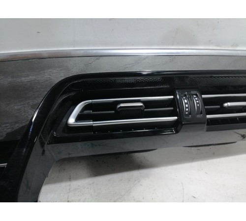 Воздушный дефлектор центральный с декоративной накладкой торпедо