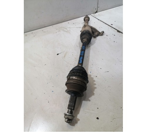 Полуось (привод) передний правый