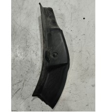 Водосток крышки багажника правый