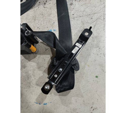 Ремень безопасности передний левый