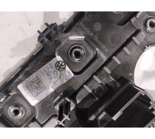 Накладка центральной консоли с подстаканниками