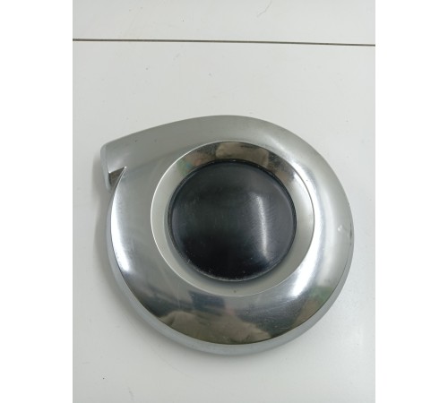 Эмблема передняя