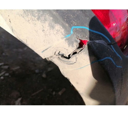 Задний бампер  в сборе