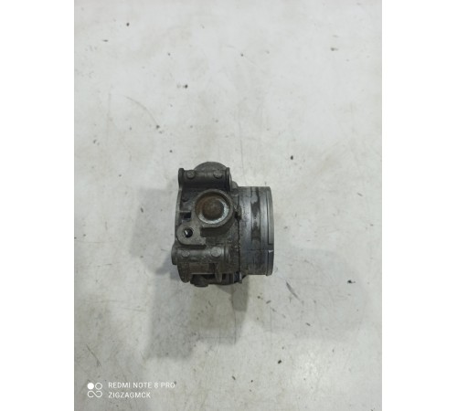 Дроссельная заслонка