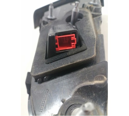 Фонарь задний правый внутренний