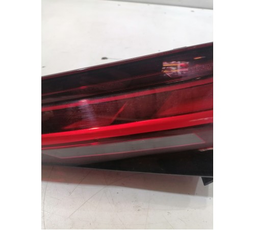 Фонарь задний правый внутренний