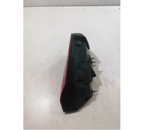 Фонарь задний правый внутренний
