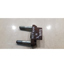 крепление ступицы (заднее правое)