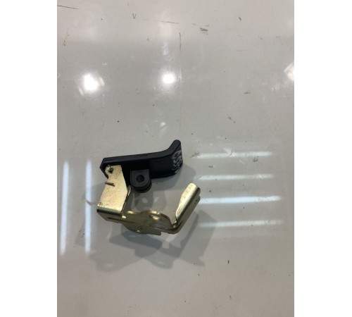 Ручка открывания капота