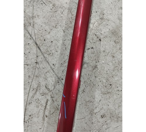 Накладка (молдинг) двери передняя правая