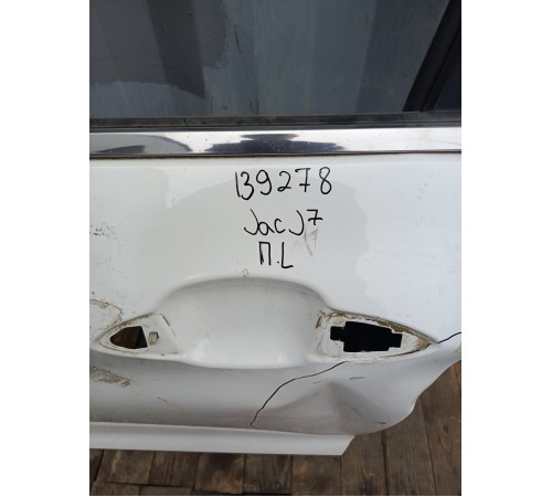 Дверь передняя левая