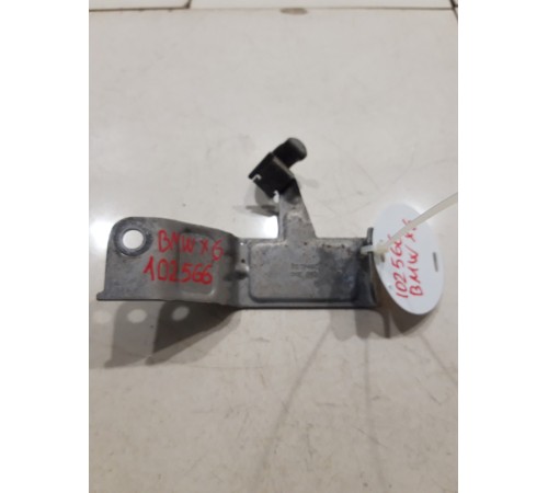 Кронштейн(крепление) электропроводки стартера генератора