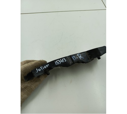 Кронштейн переднего бампера правый