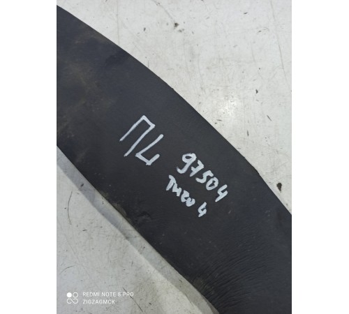 Уплотнитель крыла передний левый