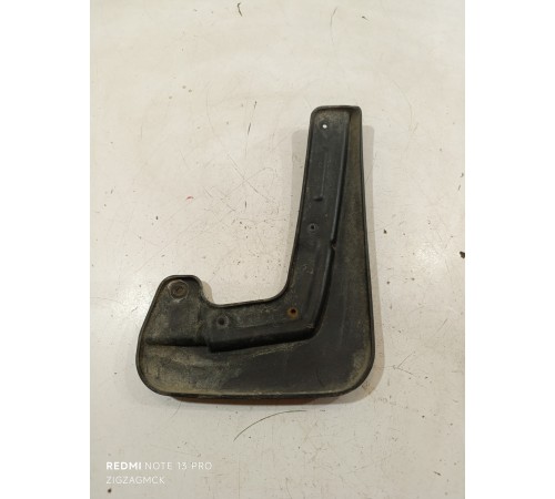 Брызговик передний левый