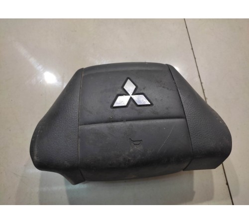 Накладка подушки безопасности руля