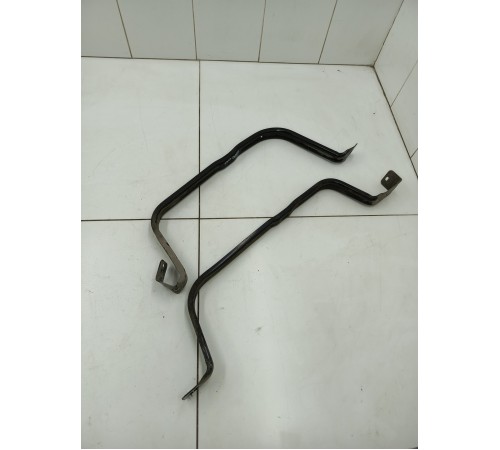 Кронштейн топливного бака 2шт