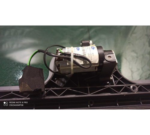 Электролюк крыши в сборе с моторчиком