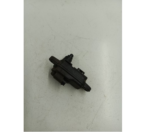 Замок лючка бензобака