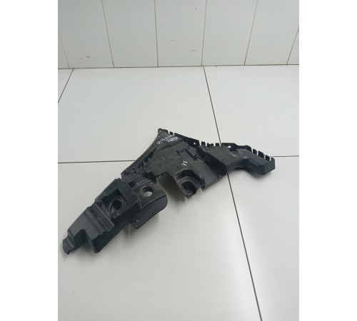 Кронштейн крепление заднего бампера левый