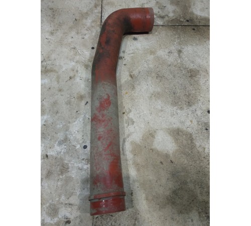 Патрубок системы охлаждения