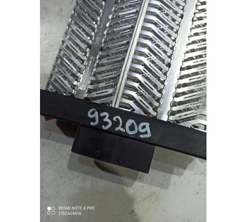 Электрический радиатор отопителя