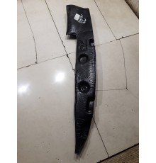 Уплотнитель крыла передний правый