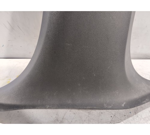 Обшивка центральной стойки(правая нижняя)