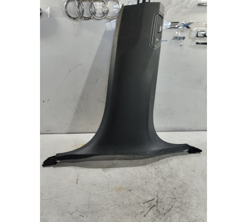 Обшивка центральной стойки(правая нижняя)