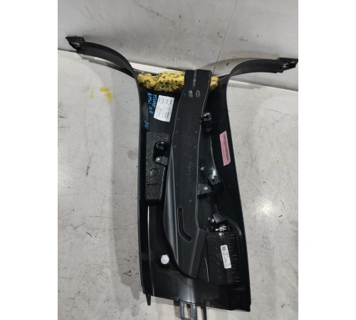 Обшивка центральной стойки(правая нижняя)